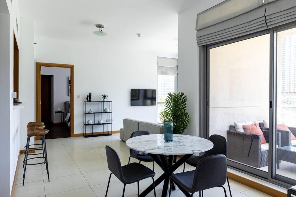 Dubai Marina, Two Bedrooms Apartment With Full Marina View 외부 사진